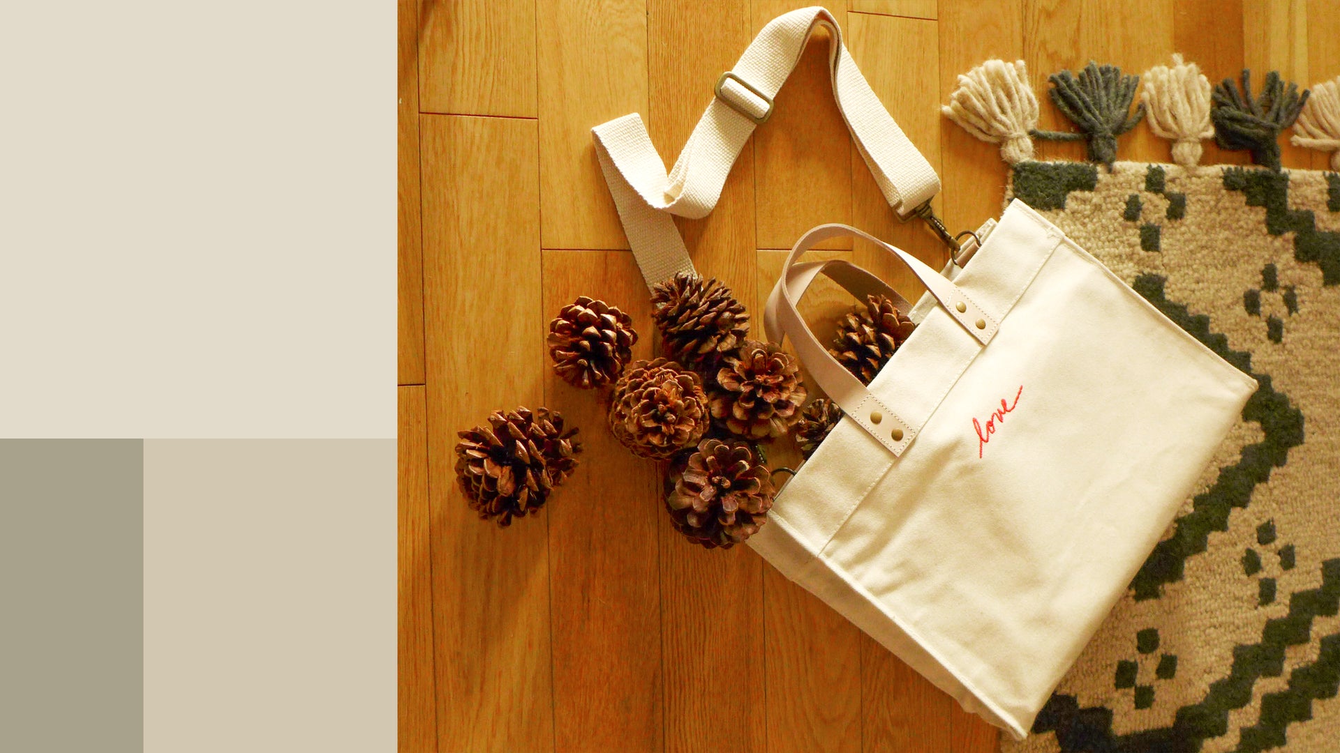 ED Ellen DeGeneres recyclable love totes with flowers and twigs coming out them